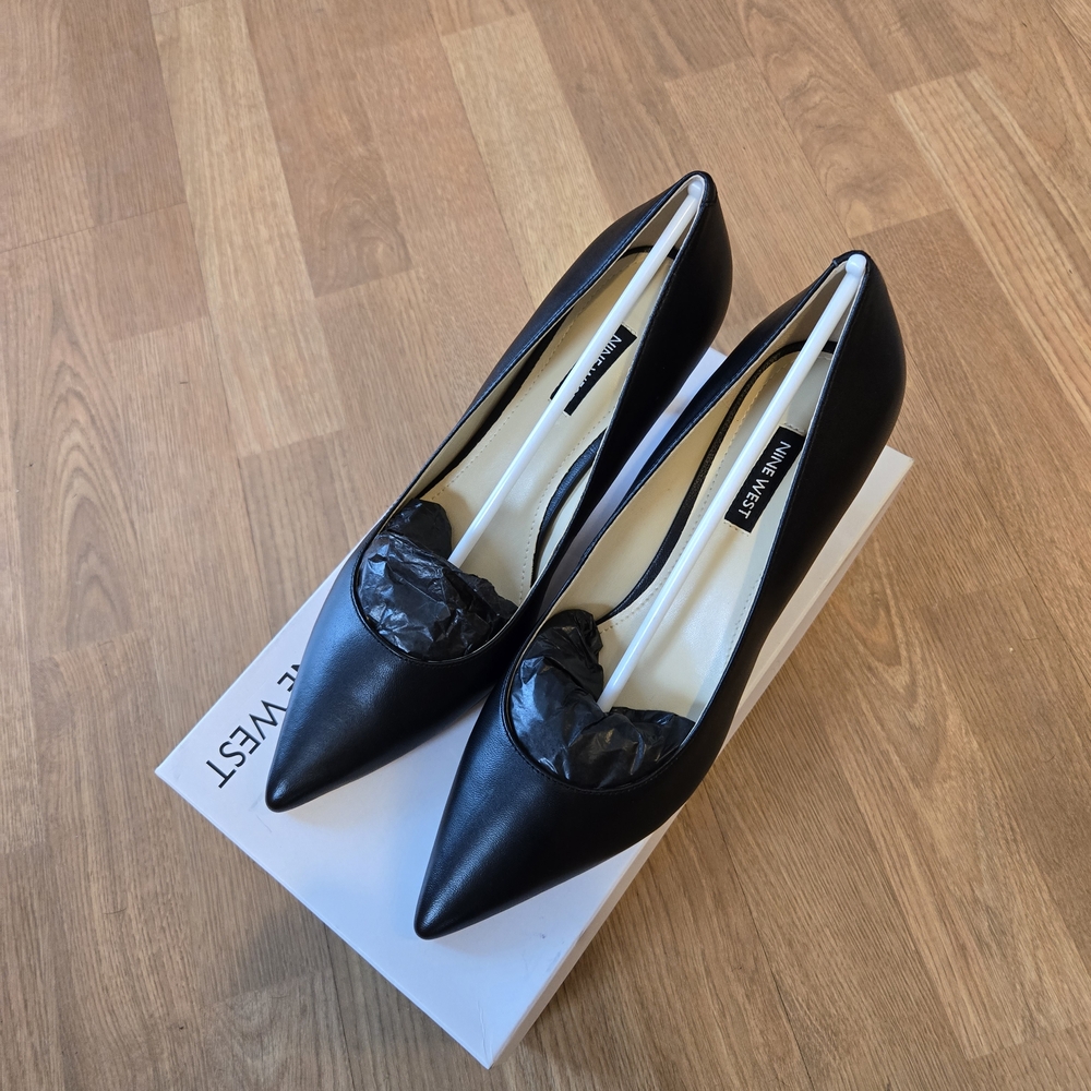 NEW Nine West Arlene Leather Heels